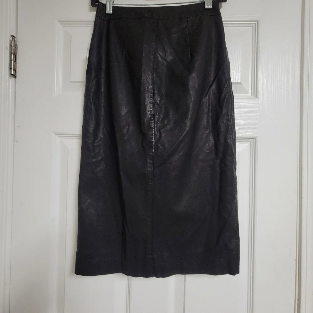 Free People NWT Wrapped Up Vegan Leather  Midi Skirt Size 0.